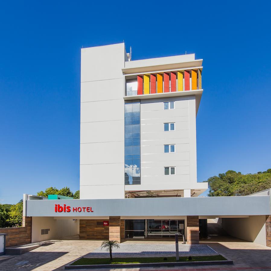 Ibis Erechim Exterior foto